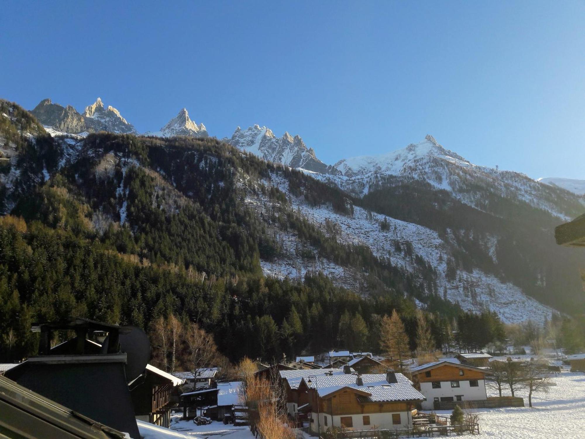 A Pousada Le Chamoniard Volant Chamonix Exterior foto